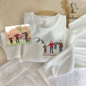 Personalized Family Portrait Embroidered Sweatshirt - Customizable and Cozy