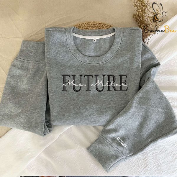 Retro Future Mrs Embroidered Sweatshirt