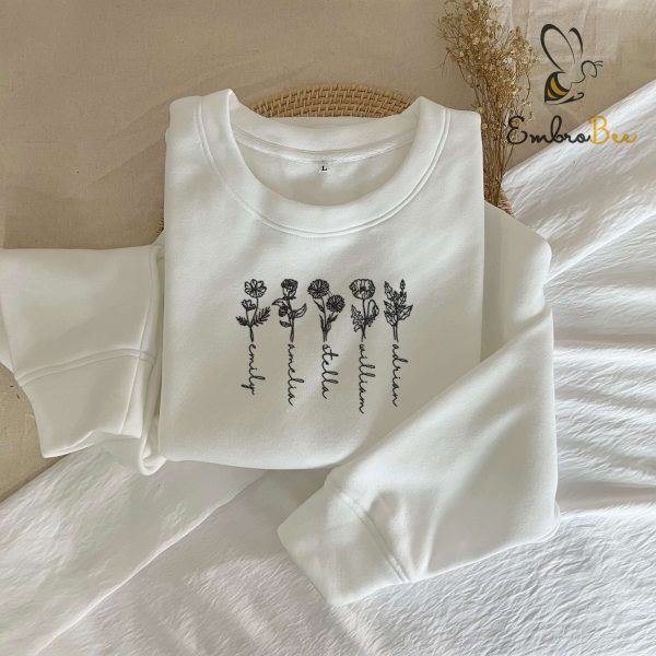 Custom Birth Month Birth Flower Sweatshirt – Mother’s Day Gift